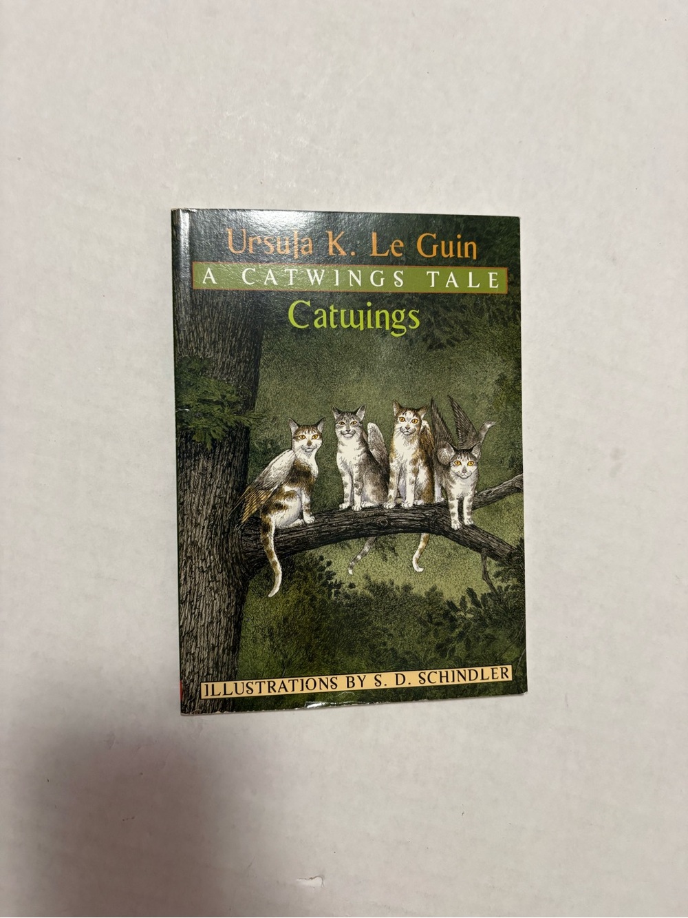 Catwings Tale - Green Cat Illustration Cover